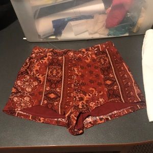 Super cute high waisted fabric shorts🌸🌊⚡️